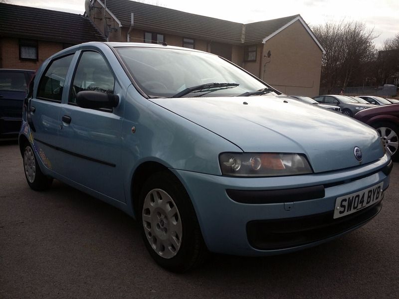 2004 Fiat Punto 1.2 16v Dynamic 5dr image 1