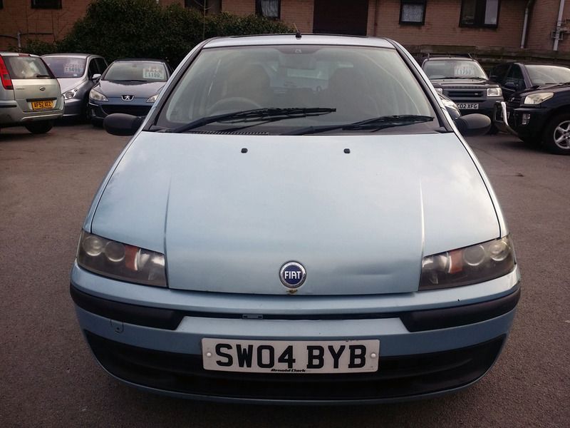 2004 Fiat Punto 1.2 16v Dynamic 5dr image 2