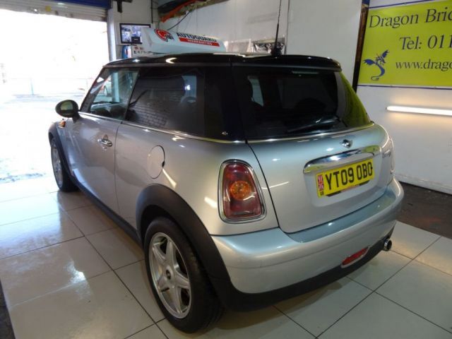 2009 MINI Hatch Cooper D 1.6 3d image 5