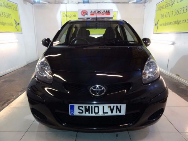 2010 Toyota Aygo 1.0 VVT-I MM 5d image 3