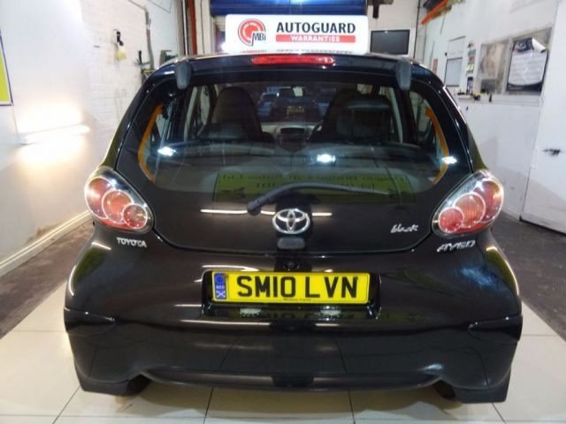 2010 Toyota Aygo 1.0 VVT-I MM 5d image 6