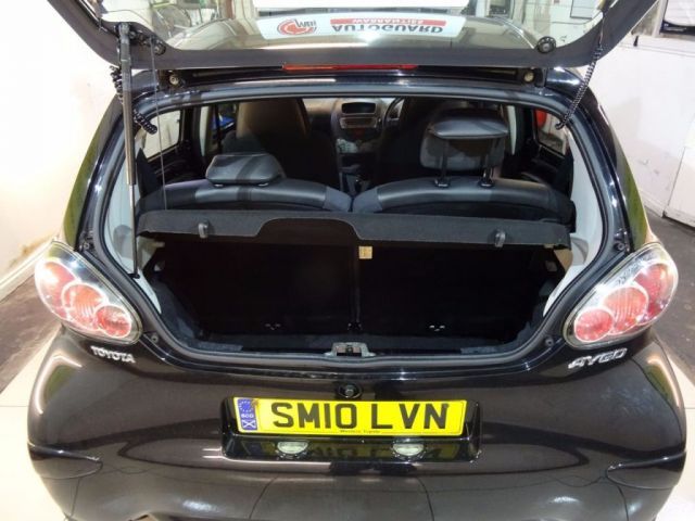2010 Toyota Aygo 1.0 VVT-I MM 5d image 7