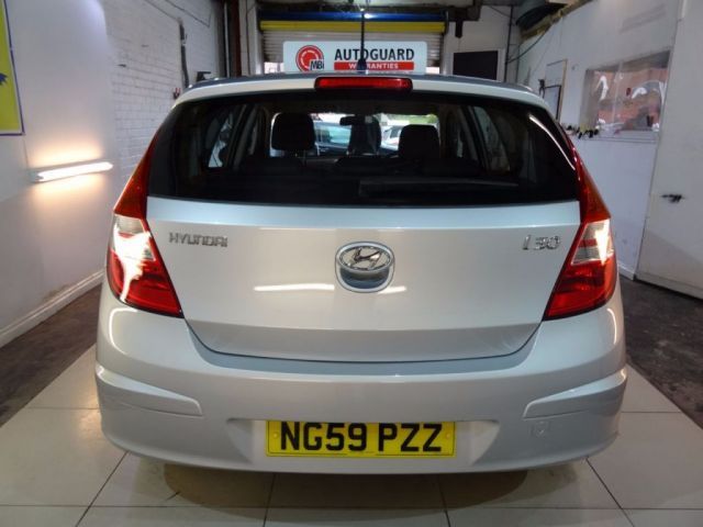 2010 Hyundai I30 1.4 Edition 5d image 6