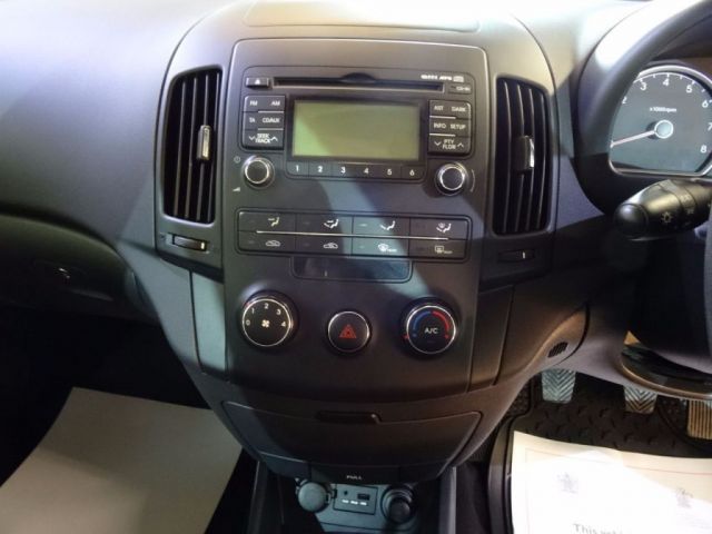 2010 Hyundai I30 1.4 Edition 5d image 10