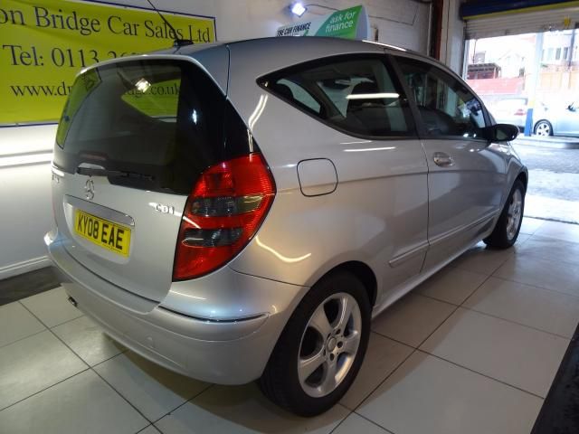 2008 Mercedes-Benz 2.0 A180 CDI SE 3d image 3