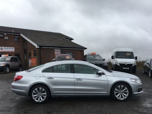 2010 Volkswagen CC 2.0 TDI 4d image 5