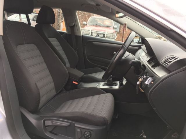 2010 Volkswagen CC 2.0 TDI 4d image 7