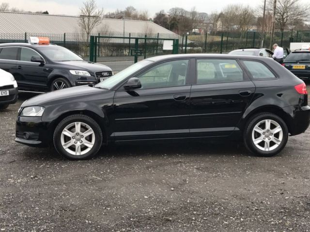 2009 AUDI A3 2.0 TDI SE 5d image 3