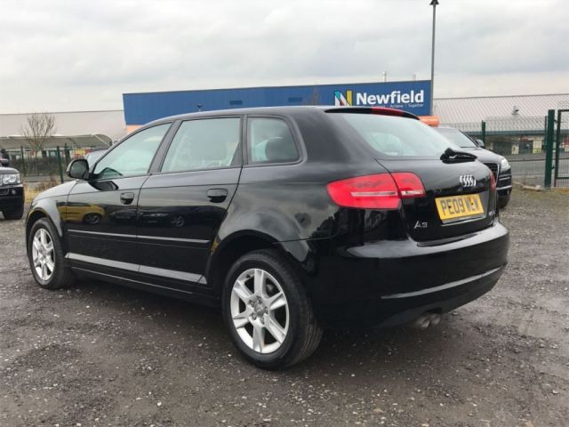 2009 AUDI A3 2.0 TDI SE 5d image 4