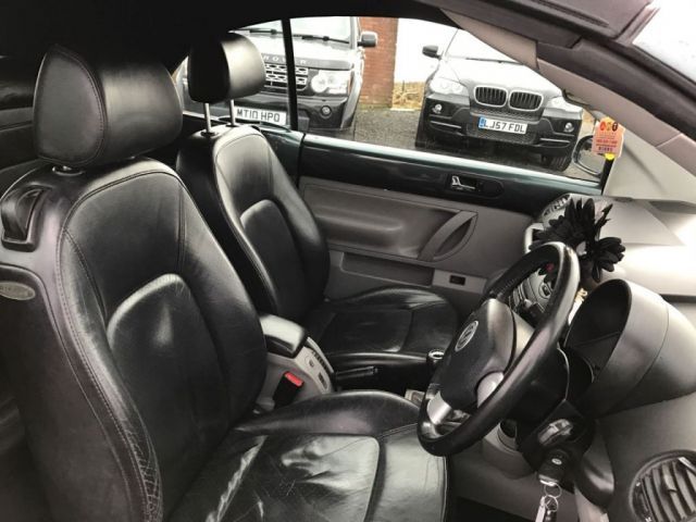 2004 Volkswagen Beetle 1.6 8V 2d image 10