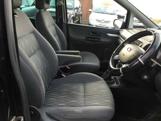 2002 Ford Galaxy 2.3 Zetec 16V 5d image 8