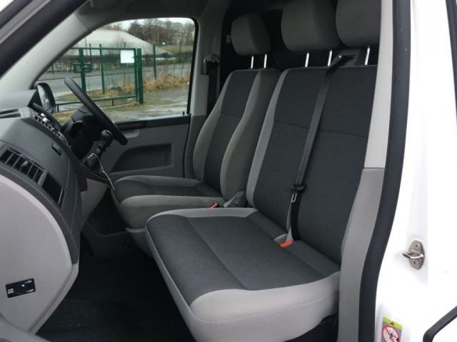 2014 Volkswagen Transporter 2.0 T28 TDI image 10