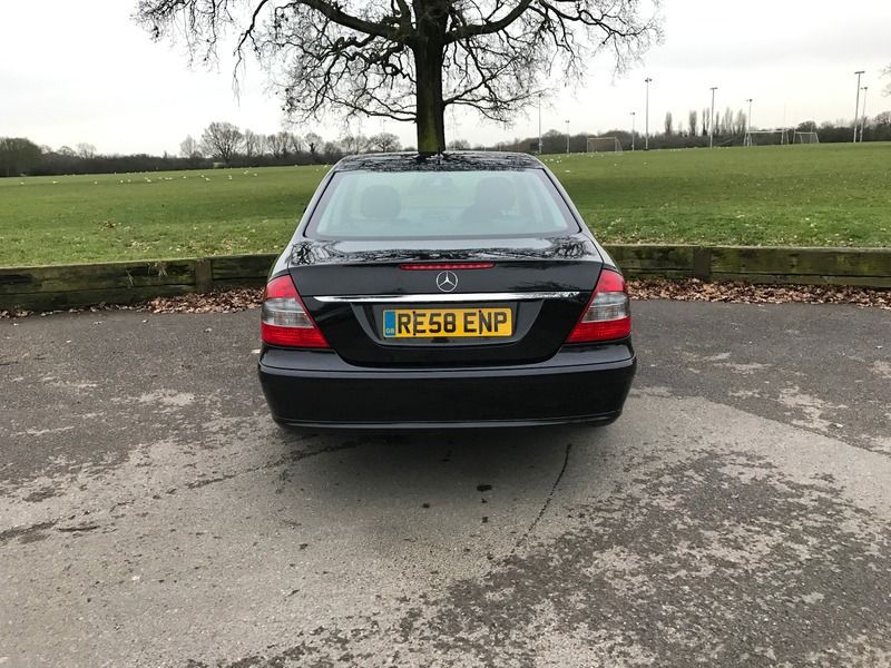 2008 Mercedes E 220 CDI SE image 5