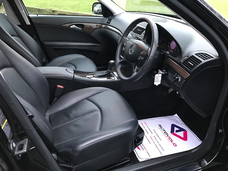 2008 Mercedes E 220 CDI SE image 8