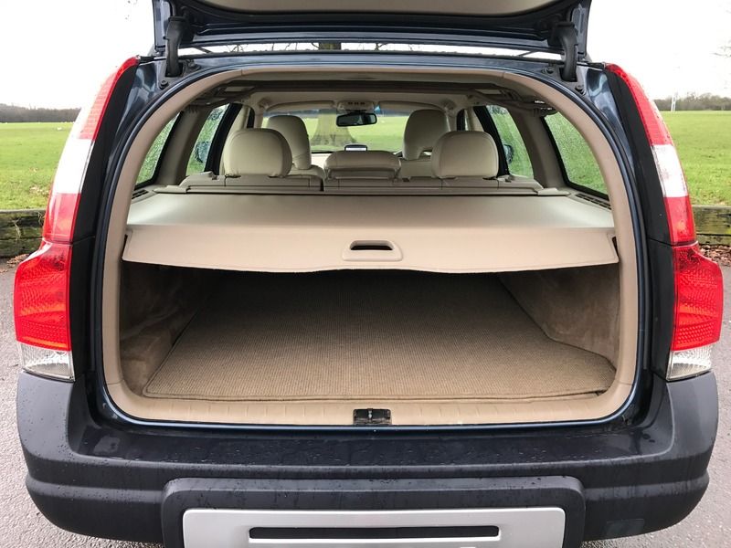 2005 Volvo XC70 D5 SE image 7