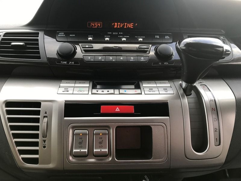 2008 Honda FR-V 1.8 I-VTEC EX image 9