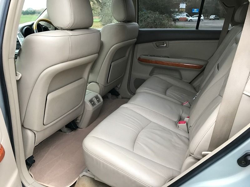 2004 Lexus RX 300 SE-L image 9