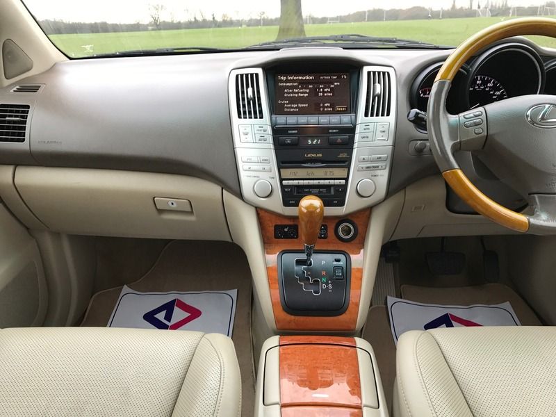 2004 Lexus RX 300 SE-L image 10