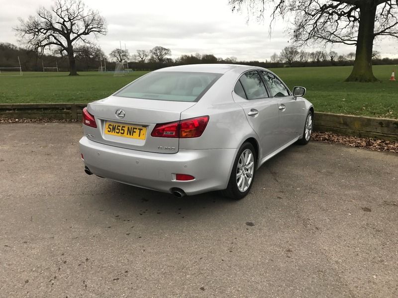 2005 Lexus IS 250 2.5I V6 SE-L image 4