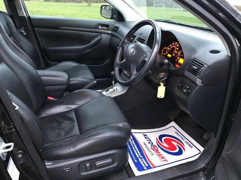 2007 Toyota Avensis 2.0 VVT-I T image 8