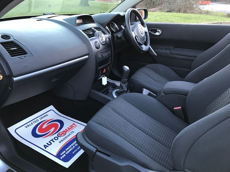 2008 Renault Megane 1.6 image 7