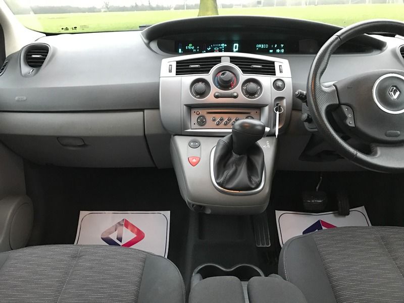2007 Renault Scenic 2.0 image 10