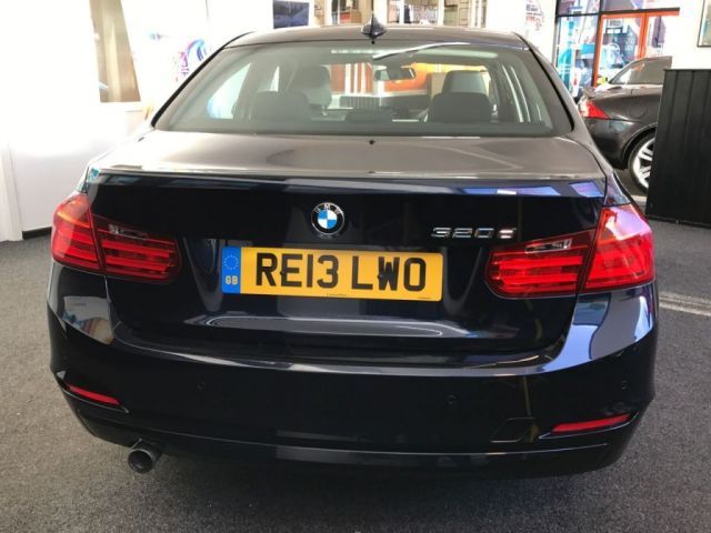 2013 BMW 3 Series 2.0 320D image 2