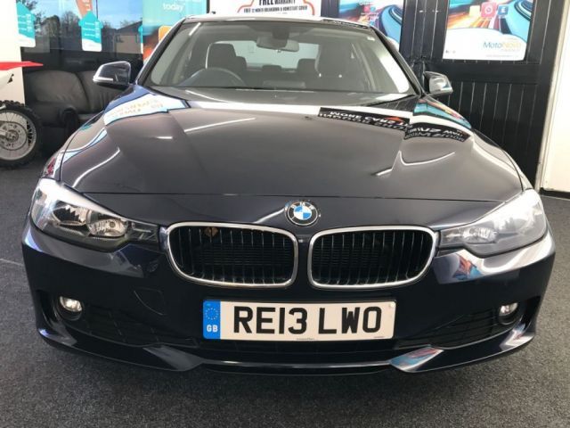 2013 BMW 3 Series 2.0 320D image 4