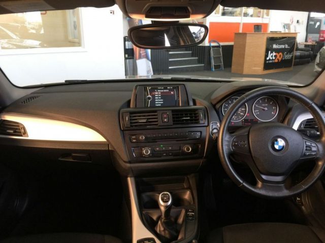 2012 BMW 1 Series 2.0 120D SE image 5