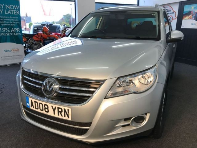 2008 Volkswagen Tiguan 2.0 SE TDI 5d image 3