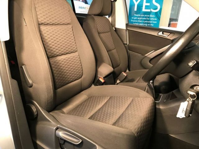2008 Volkswagen Tiguan 2.0 SE TDI 5d image 7