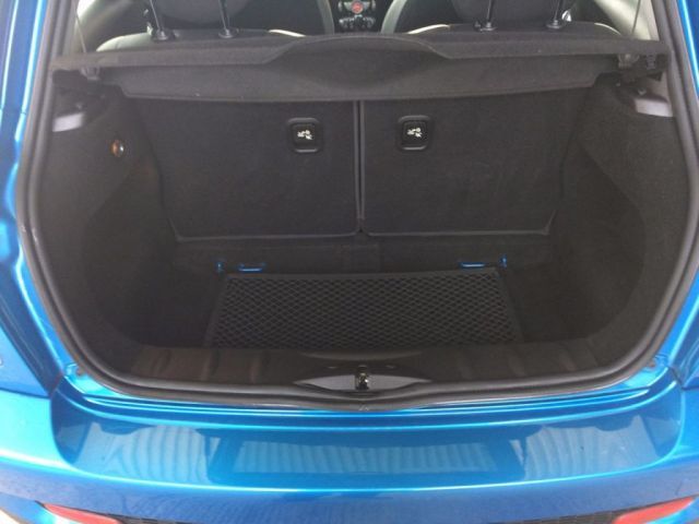 2009 MINI Hatch Cooper S 1.6 3d image 10