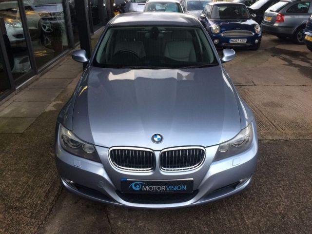 2009 BMW 3 Series 3.0 330D SE 4d image 3