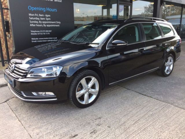 2012 Volkswagen Passat 2.0 SE TDI 5d image 1
