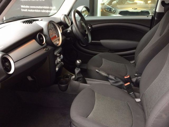 2009 MINI Hatch Cooper 1.6 3d image 6