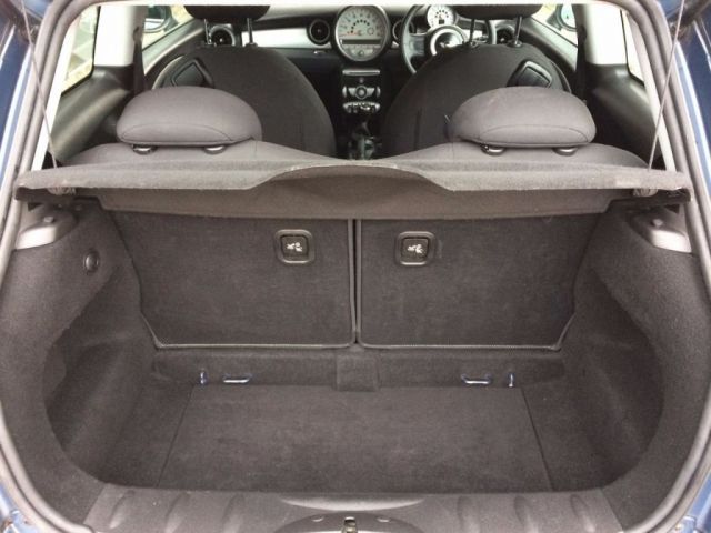 2009 MINI Hatch Cooper 1.6 3d image 8