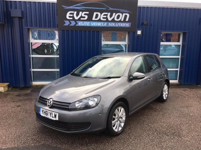 2011 Volkswagen Golf 1.6 TDi 5dr image 2