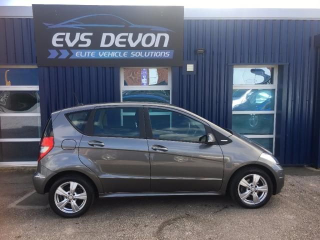 2010 Mercedes-Benz 1.7 A180 SE 5dr image 4