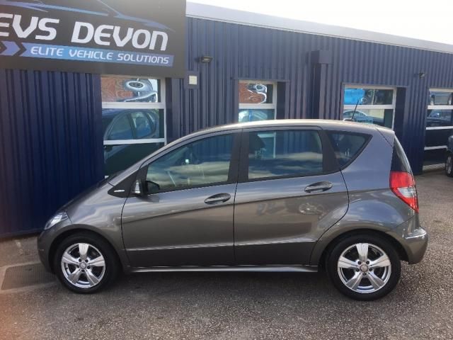 2010 Mercedes-Benz 1.7 A180 SE 5dr image 5