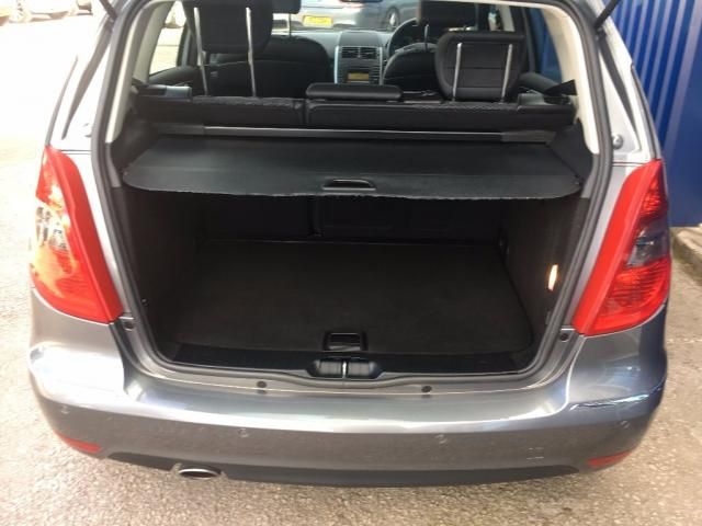 2010 Mercedes-Benz 1.7 A180 SE 5dr image 9