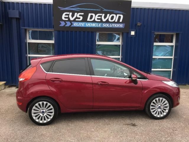 2011 Ford Fiesta 1.4 5dr image 3