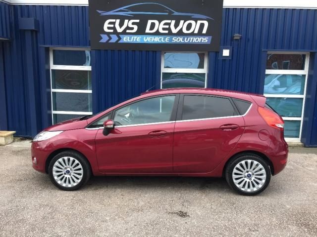 2011 Ford Fiesta 1.4 5dr image 5