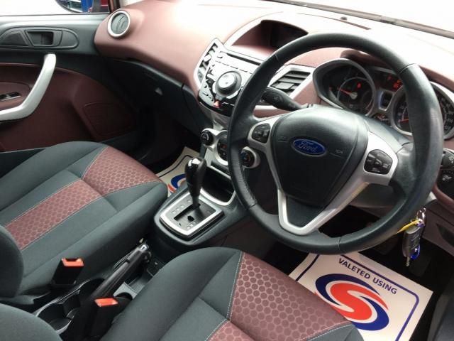2011 Ford Fiesta 1.4 5dr image 7