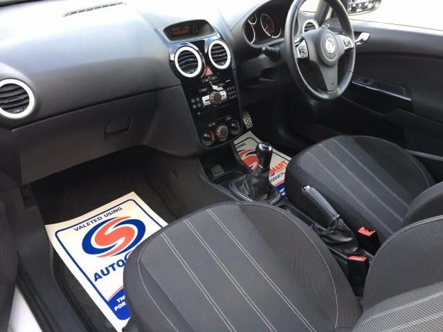 2013 Vauxhall Corsa 1.2 3dr image 10