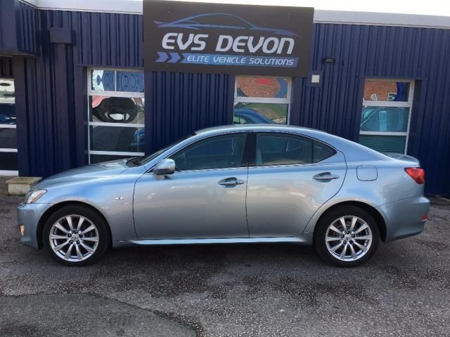 2007 Lexus IS 2.2 TD SE 4dr image 5