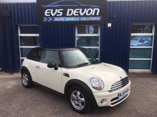 2009 MINI Hatch Cooper D1.6 3dr image 1