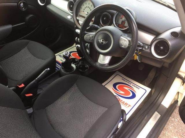 2009 MINI Hatch Cooper D1.6 3dr image 6