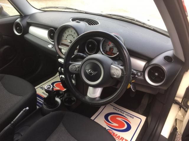 2009 MINI Hatch Cooper D1.6 3dr image 8