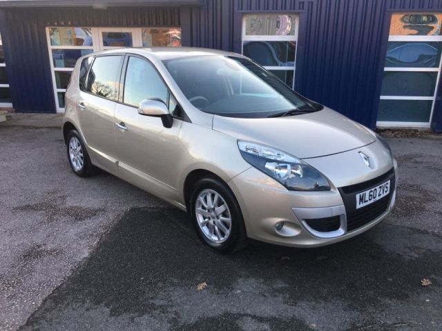 2010 Renault Scenic 1.5 dCi 5dr image 1