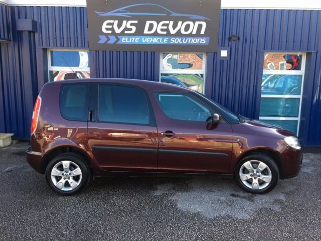 2010 Skoda Roomster 1.4 TDI SE 5dr image 4